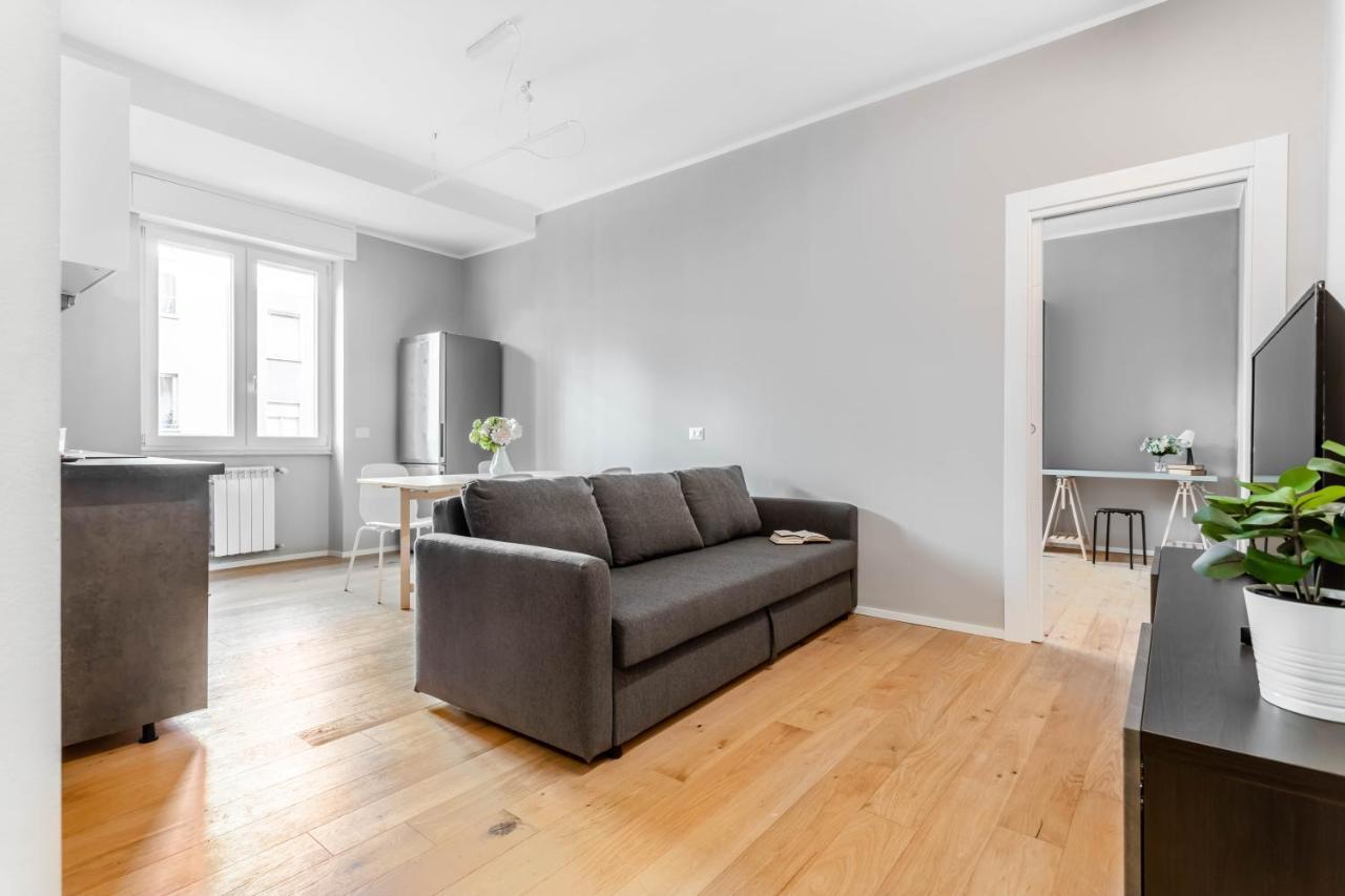 Appartement Joivy Charming Flat With Desk à Milan Extérieur photo